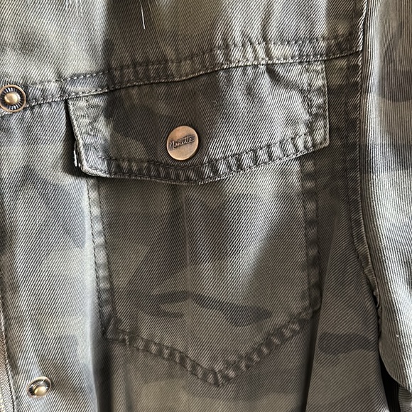 Nanette Lepore Camo Jacket - Picture 2 of 5